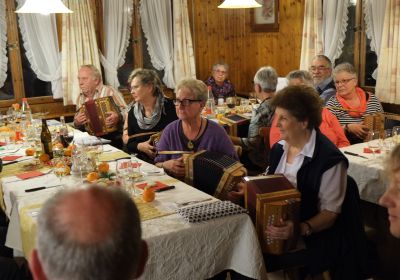 2015-12-03 Chlausehock Chalet Giebenach
